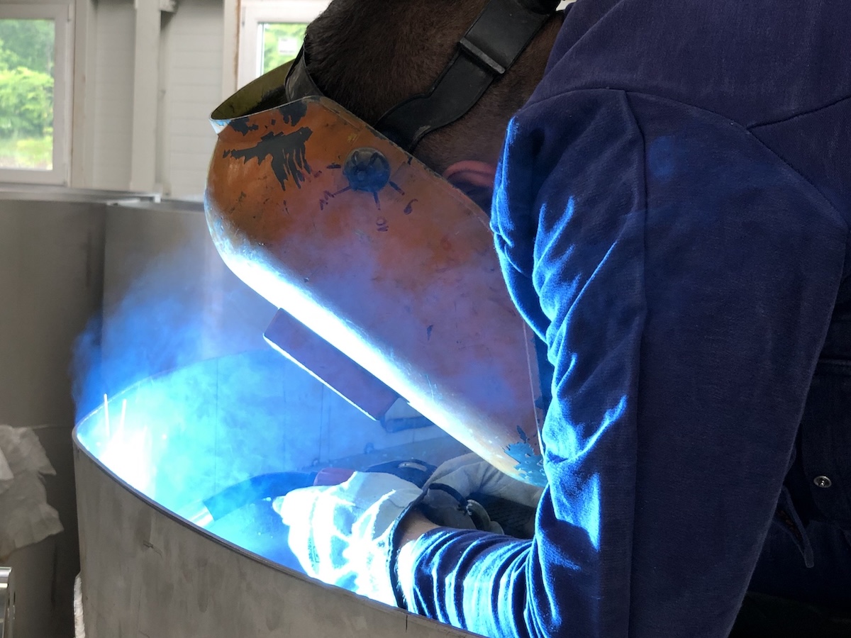 Ipari tartály hegesztése a Duna Steel Tech-nél - Ipari Expo