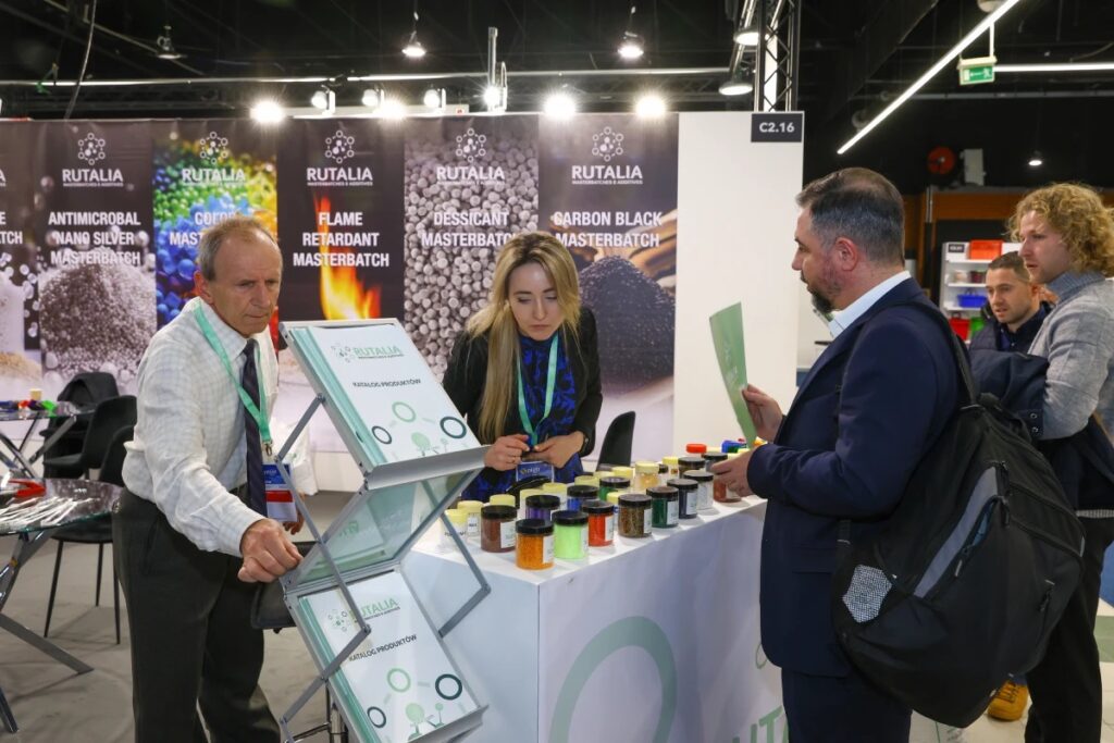 Warsaw Plast Expo  műanyag- és gumipari gépek szakkiállítása stand – Ipari Expo